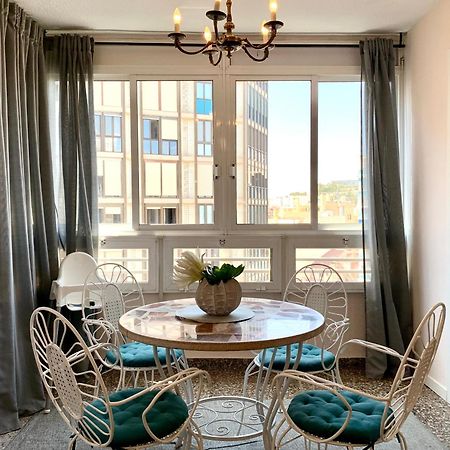 Centrally-Located, Spacious Flat At Historic Centre & Short Walk To Beach Alicante Extérieur photo